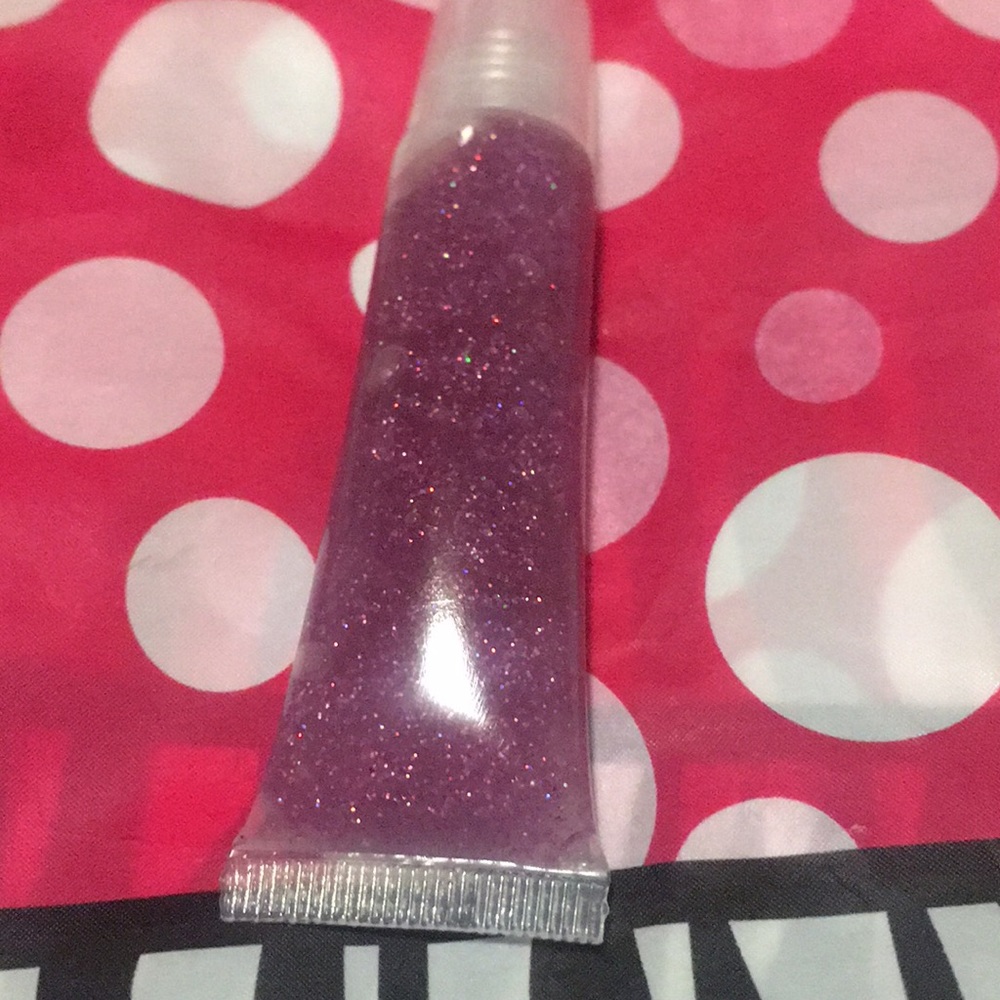 Lip glosses - Picture 2 of 2